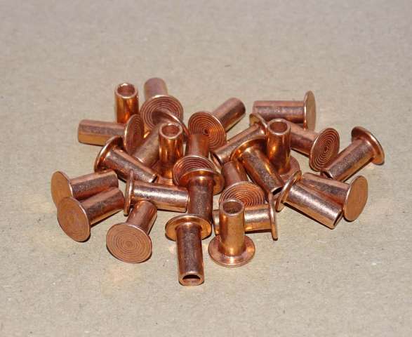 1 Packung mit 25x Kupfer Niete halbhohl Ø5x8mm